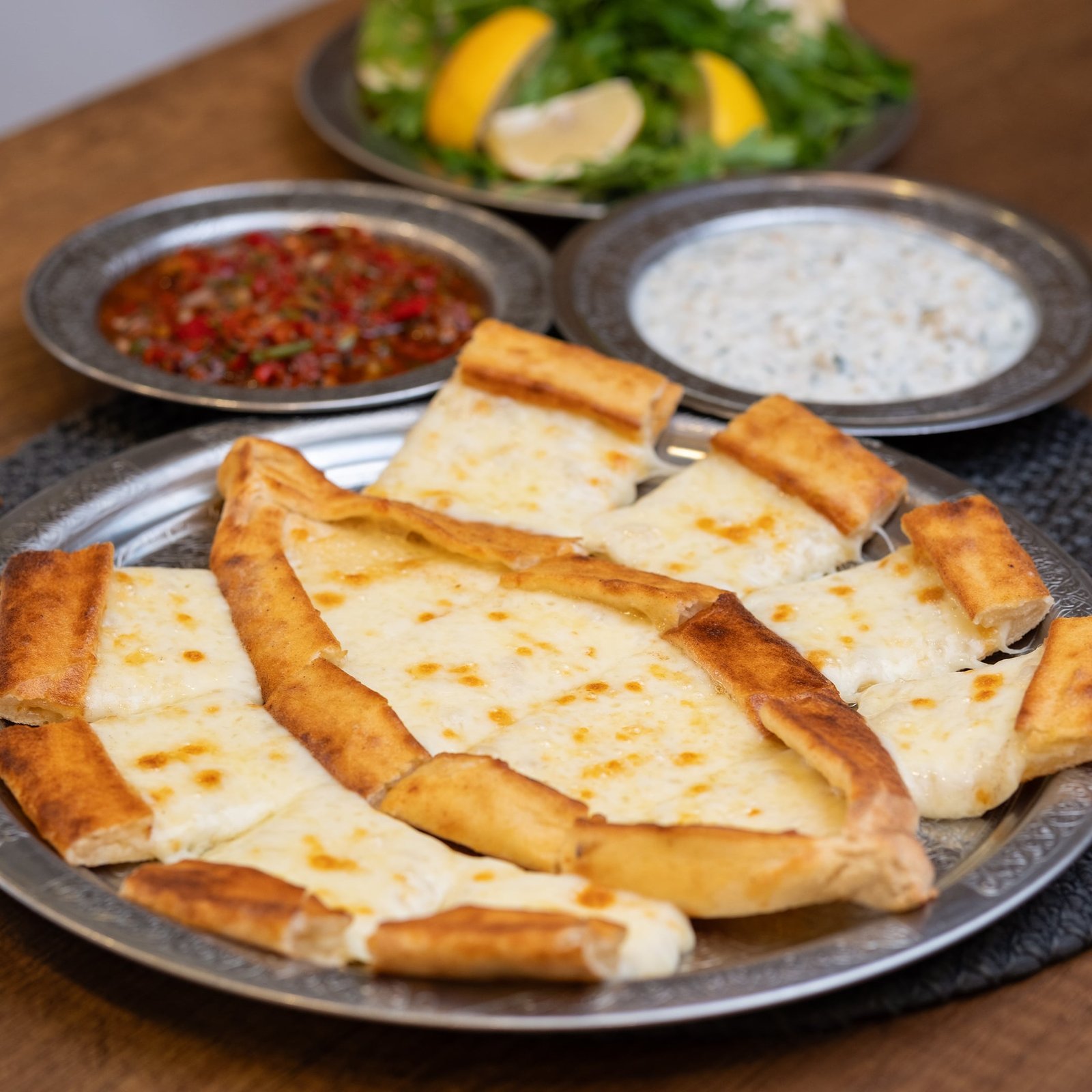 Kaşarlı Pide